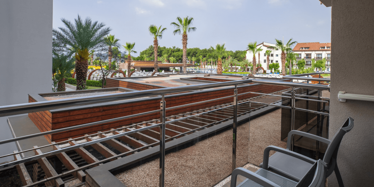 Akra Fethiye Karma Standart Kara Manzaralı Oda Galeri D2