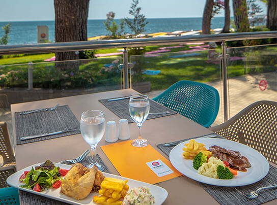 Akra Kemer Kumsal Restoran Card