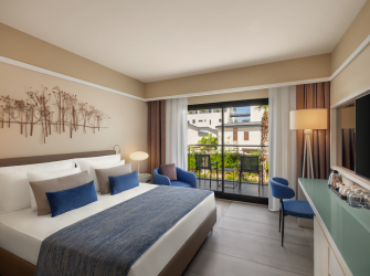 Akra Fethiye Konaklama Bahce Manzaralı Aile Odası Card M