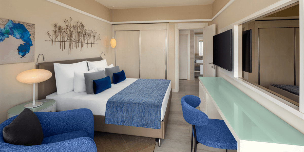 Akra Fethiye Konaklama Yandan Deniz Manzaralı Aile Odası Superior Galeri D