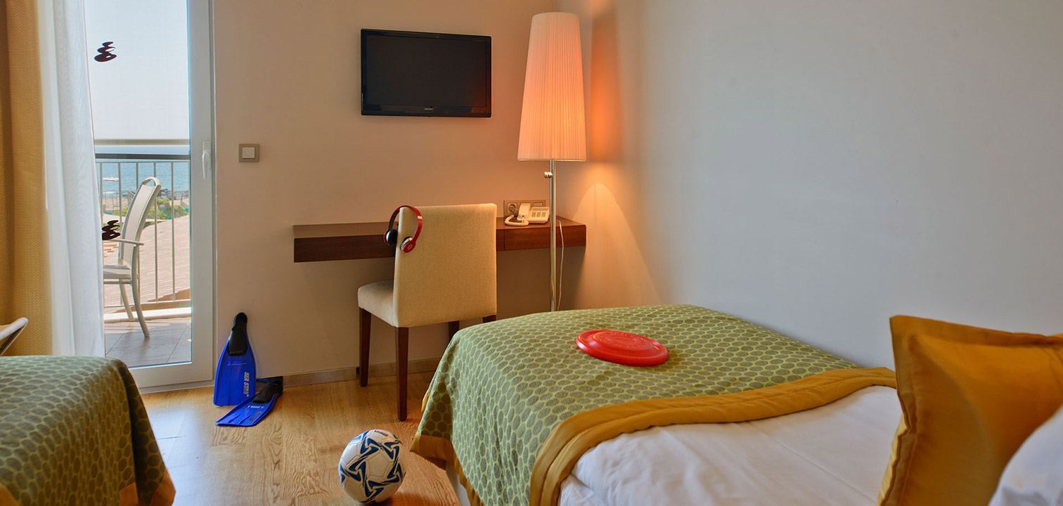 Akra Hotels İki Yatak Odalı Aile Odası (2) Rez Bannner