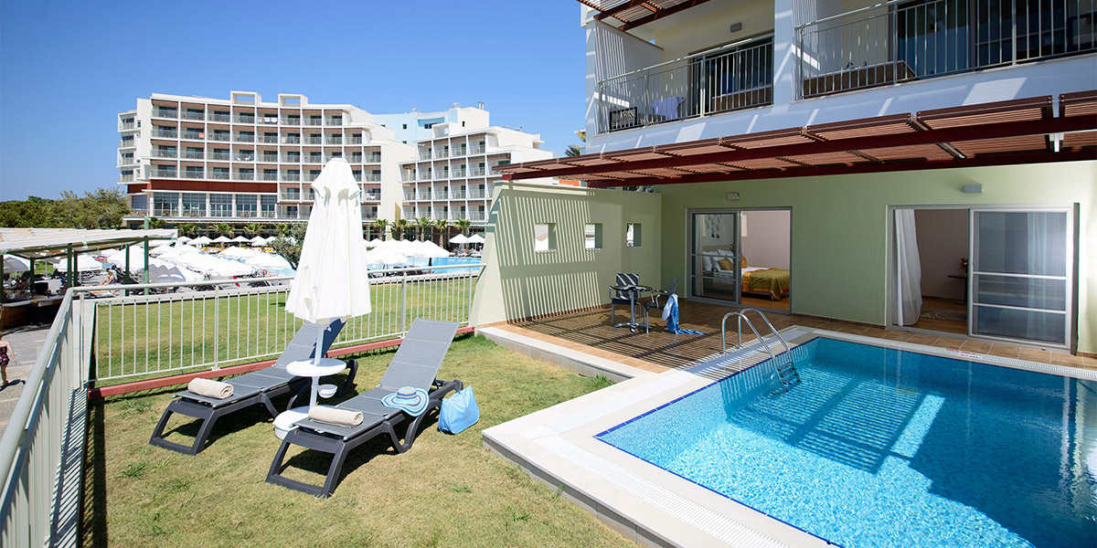 Akra Hotels Ozel Havuzlu Yetiskin Suit (5)