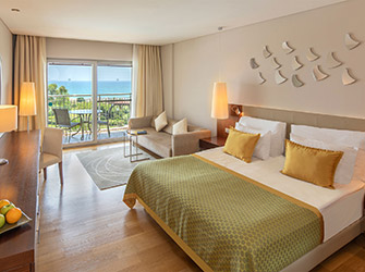 /media/z2akwr40/akra-hotels-standart-superior-oda-1-card-m.jpg